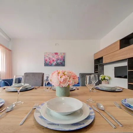 Seabay Sliema Side Seaviews Apartment Sliema
