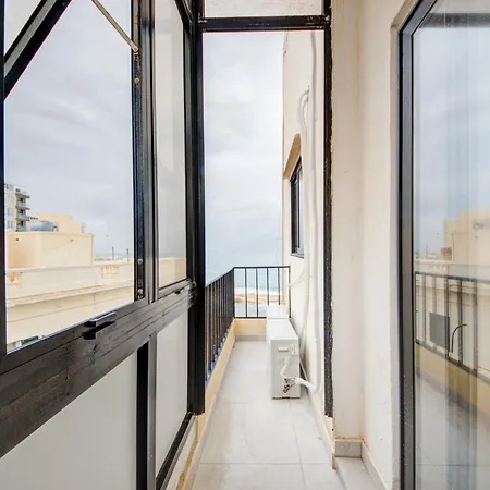 Seabay Sliema Side Seaviews Apartment Apartment